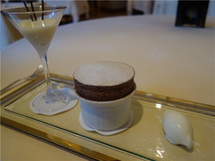 souffle with ice cream and cocktail